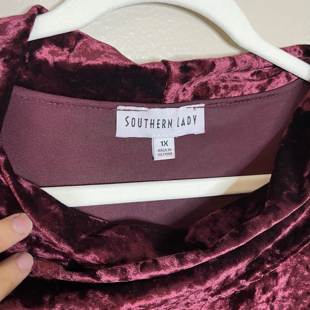 Women Top 1x Burgundy Red Crushed Velvet Dark Romantic Whimsigoth Christmas Goth - Picture 5 of 6